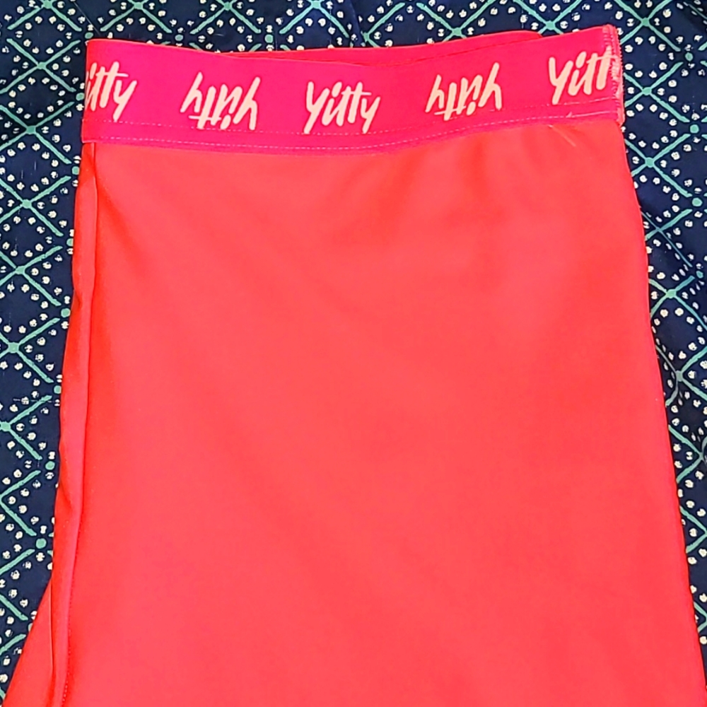 Yitty ban compression shorts neon pink XL